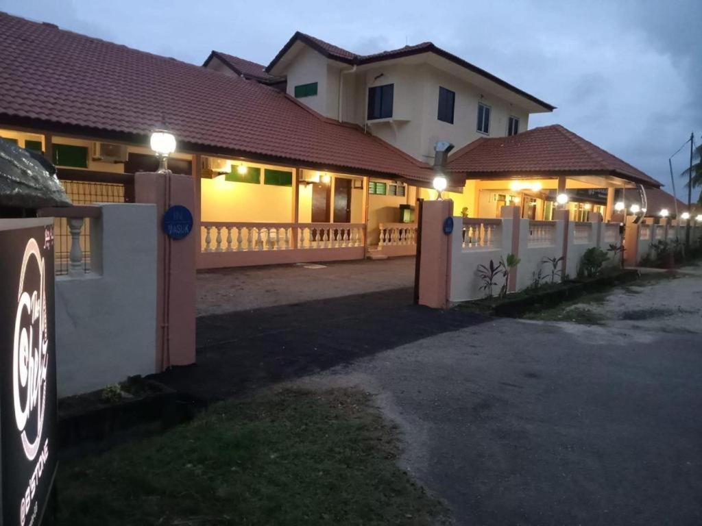 Blackstone Beach Resort Куантан Екстер'єр фото